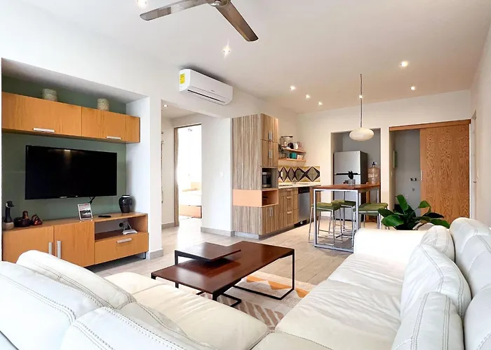 Opal Suites Apartments